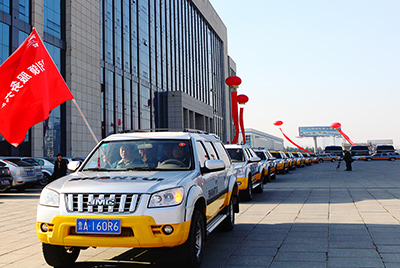 山推“品牌服務年”啟動