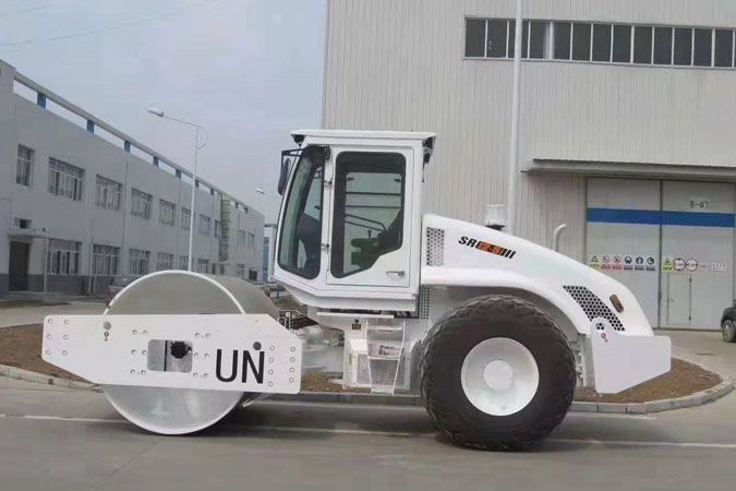 世界有我，山推助力聯合國維和任務。